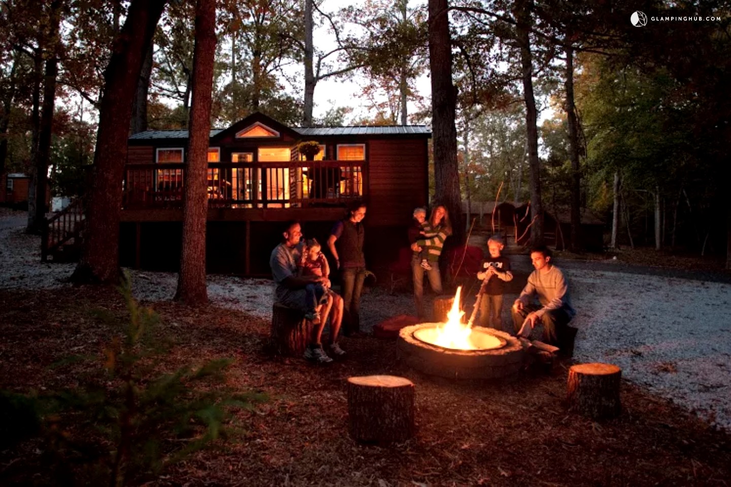 Deluxe Cabin Rental in Historic Williamsburg, Virginia